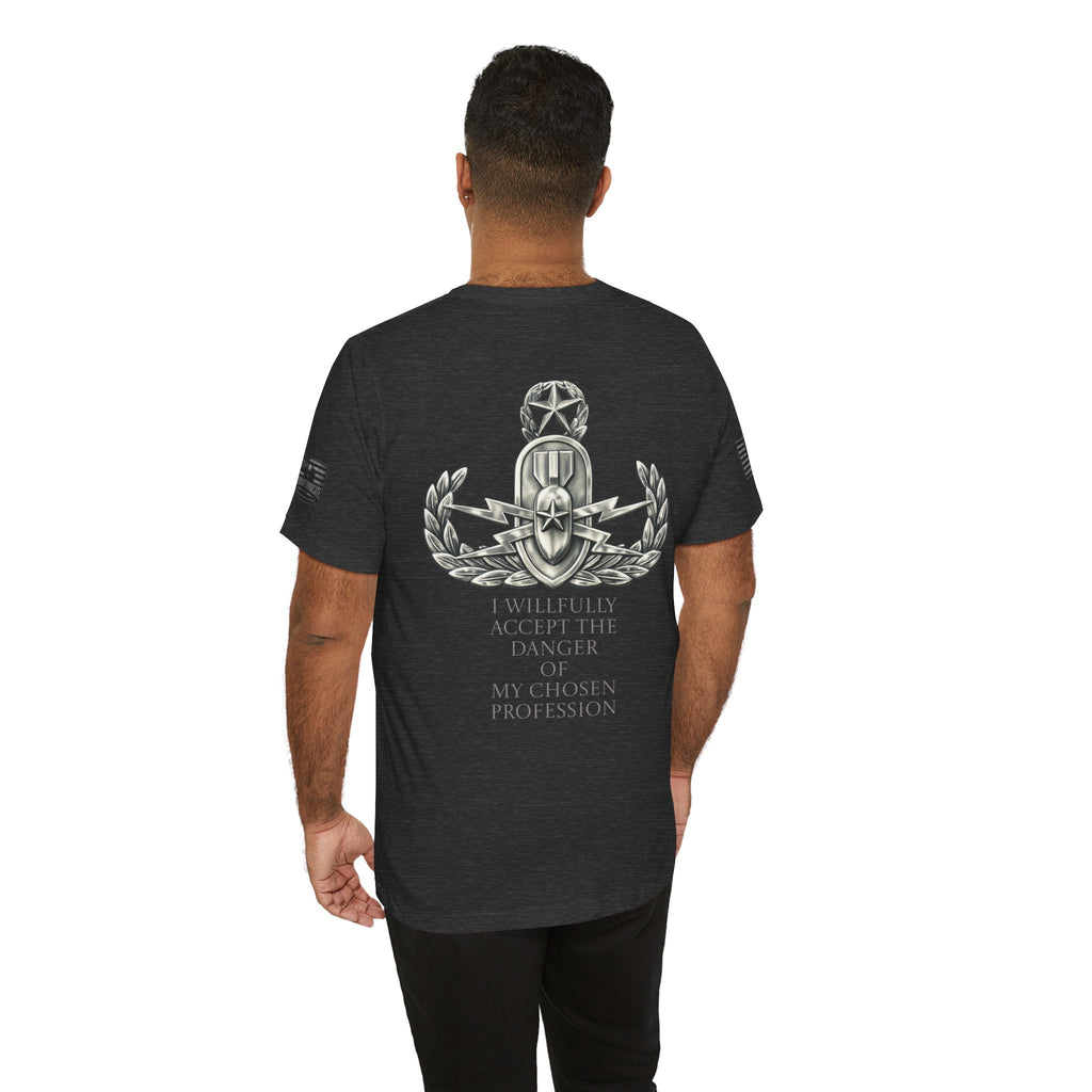 US Navy Master EOD Tech T-Shirt | Patriotic Tee for Veterans, Adult (13 and up), unisex