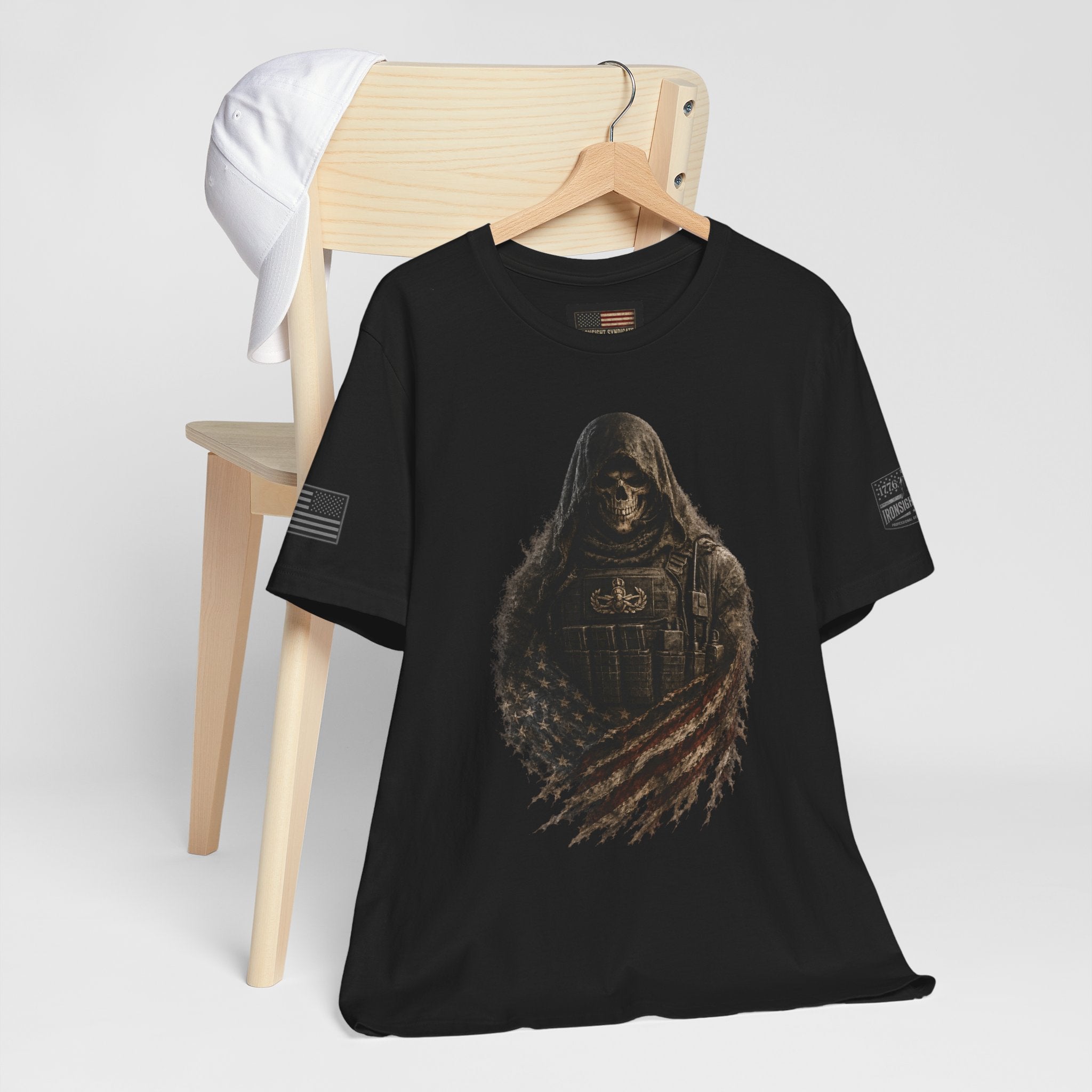 Master EOD Tech Reaper T-Shirt | Patriotic Tee for Veterans, Adult (13 and up), unisex